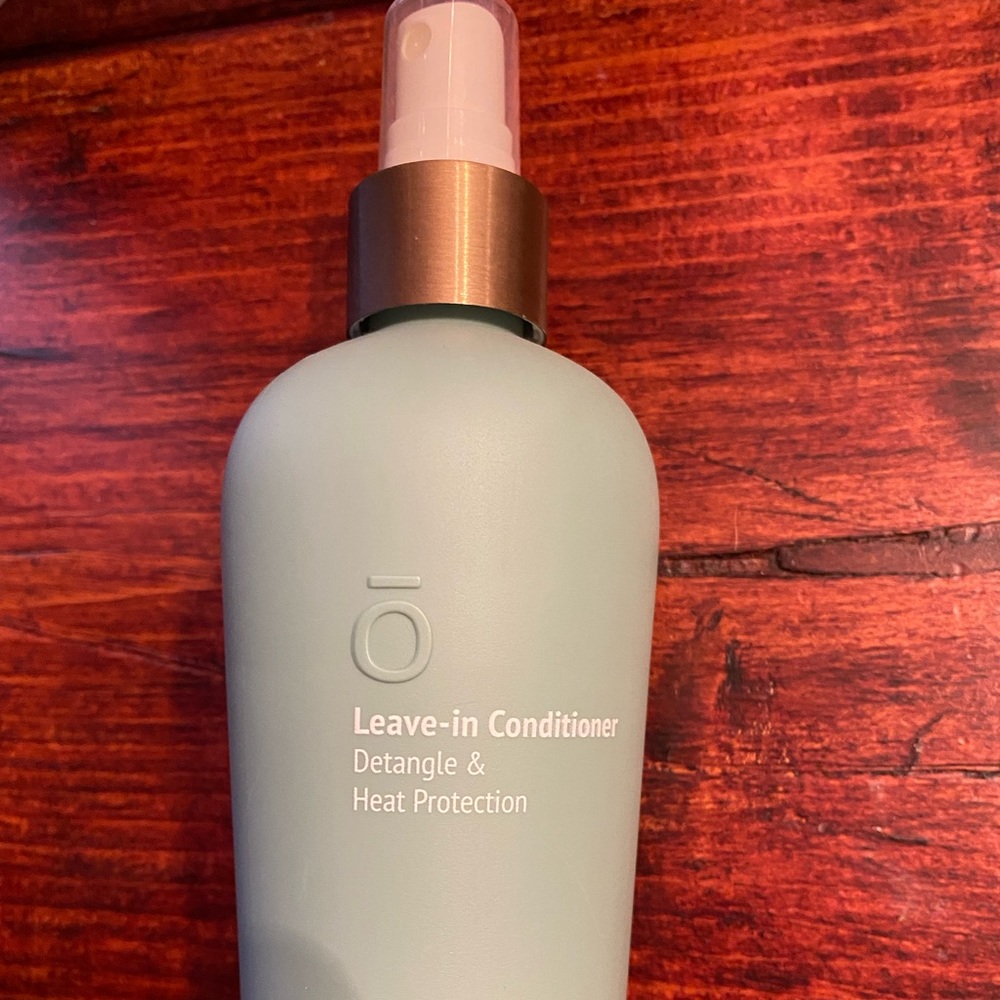 Leave in conditioner.